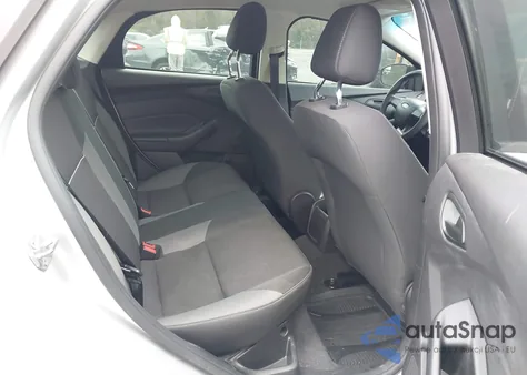 2014 Ford Focus S z USA, uszkodzony, nr VIN 1FADP3E28EL443534